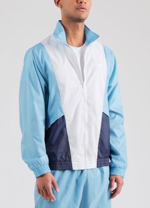 Nike чисто ново горнище/ветровка