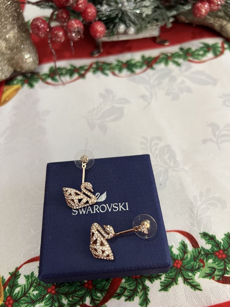 Обеци на Swarovski Swan