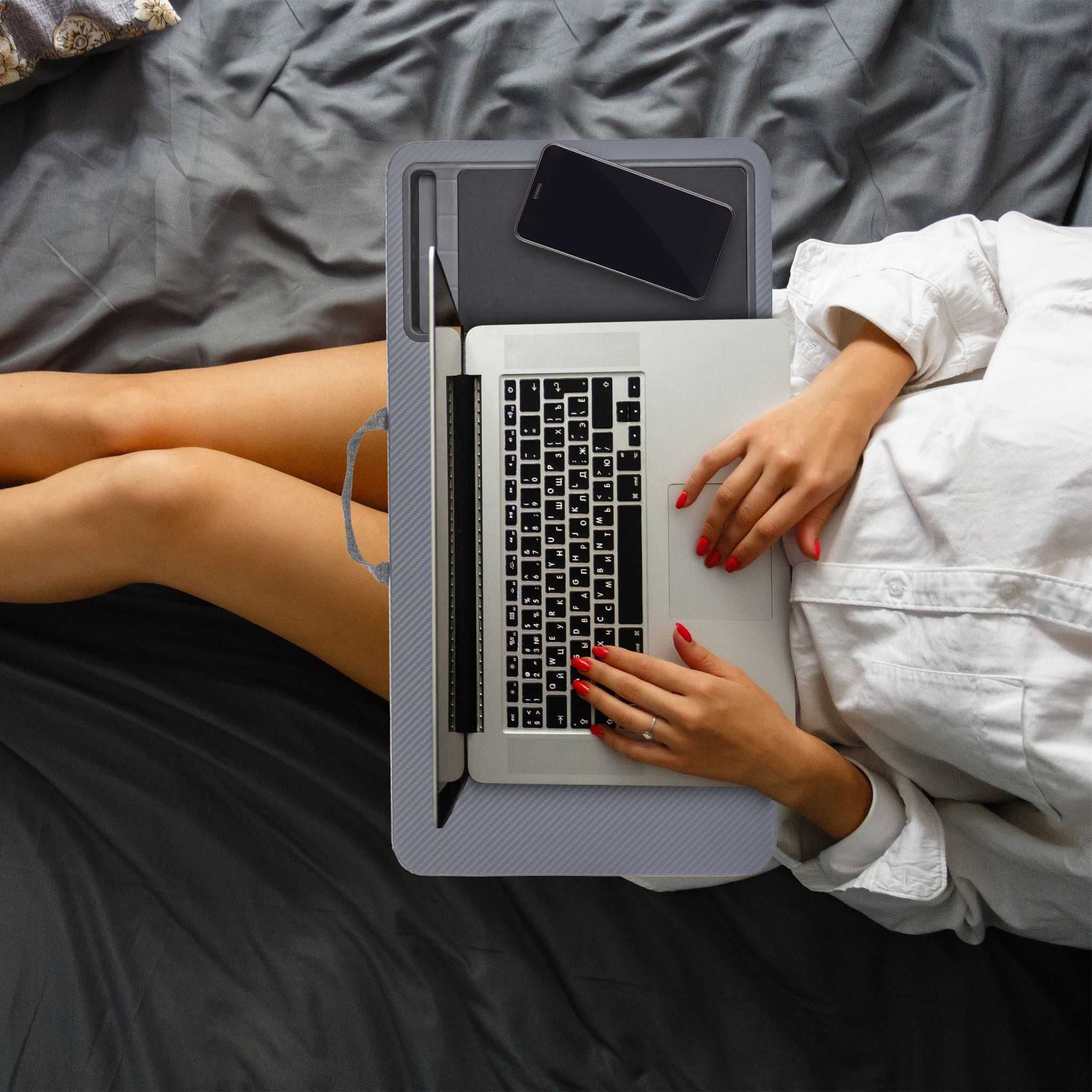 Suport laptop cu mouse pad pentru pat si canapea, perna anti-alunecare