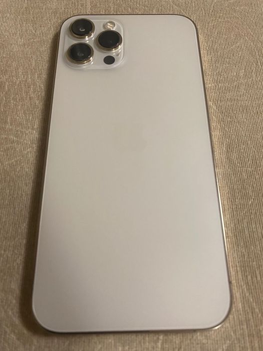 Продам Iphone 12 pro max