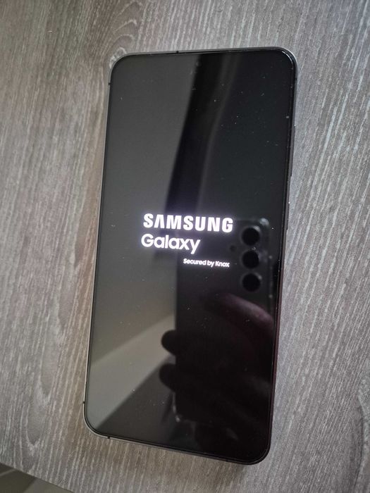 Самсунг  s24 plus