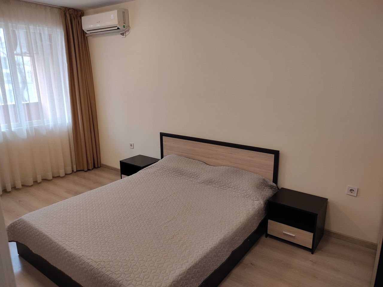 Продава се Двустаен апартамент в Асеновград - 70 кв.м за 1858 €/кв.м - Снимка #5