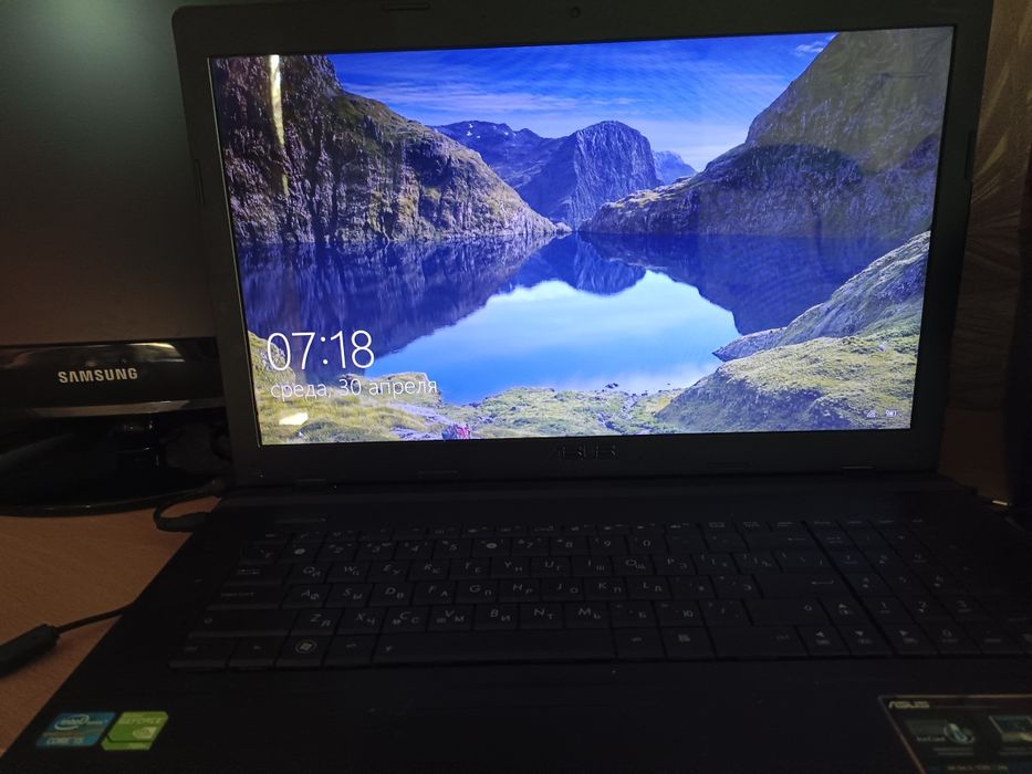 Продам ноутбук Asus x75v