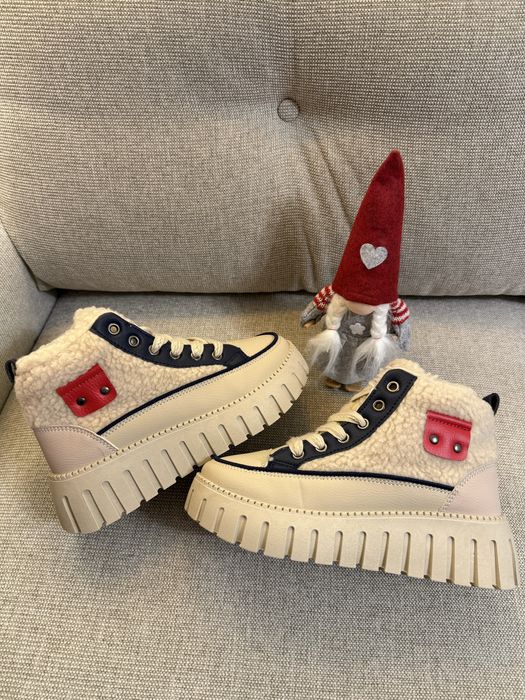 Încălțări Frappuccino Red Detail 35