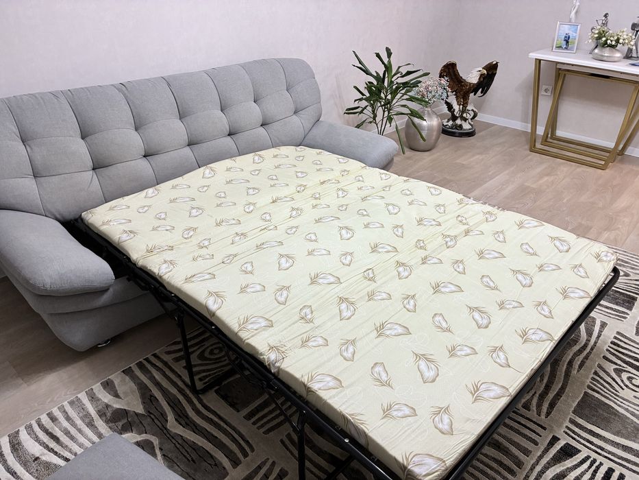 Продается складной Диван в хорошем состояний