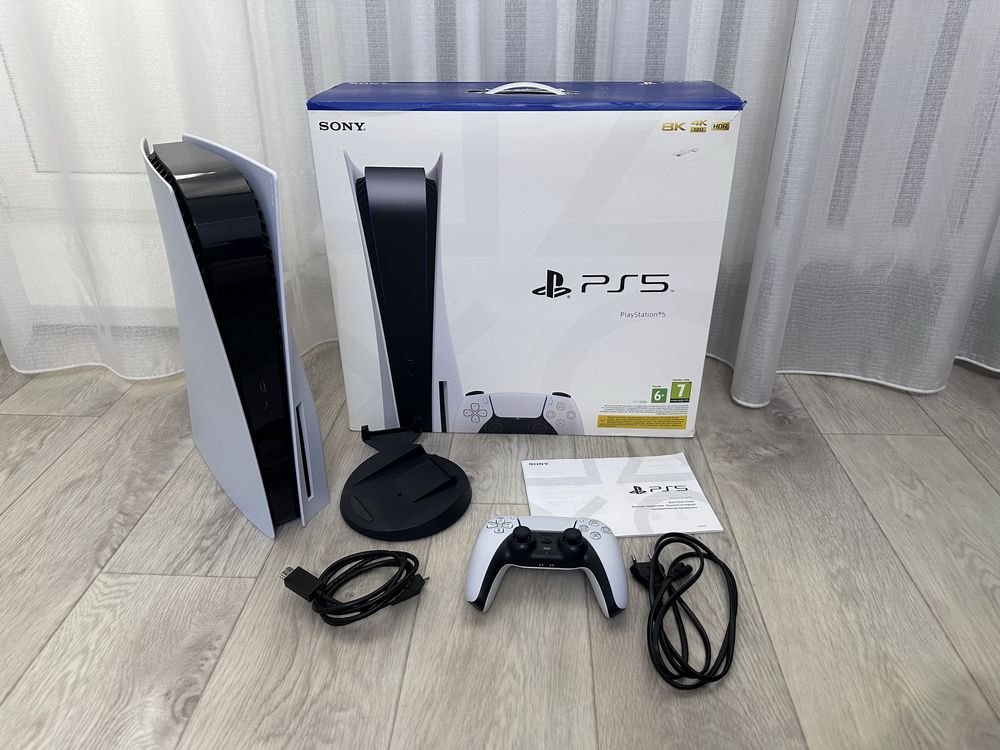 Продам приставку PlayStation 5 400 игр | сони | пс5 | состояние новой