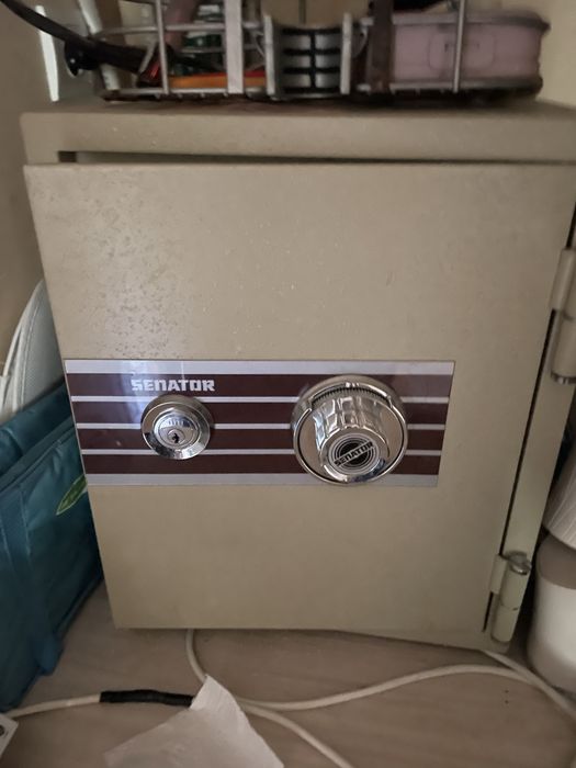 Сейф  за пари Solomon