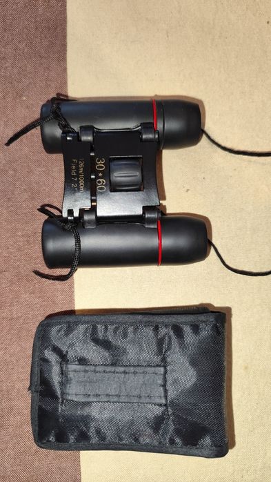 Binoclu 30 * 60, 126 m/ 1000m
