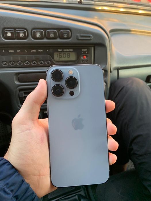 Продам 13 про срочно