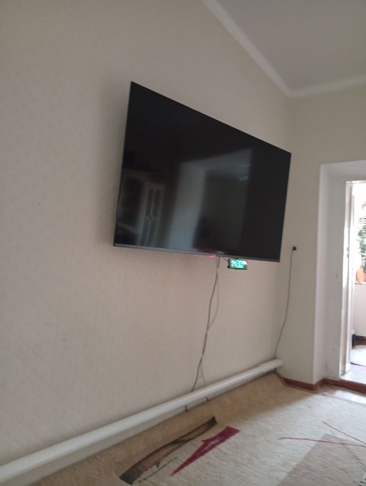 Телевизор жидкокристаллические  б/ у состояние хорошее диогналь 81 см