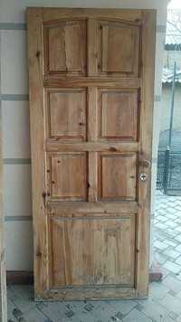 деревянные дверь 1 штук