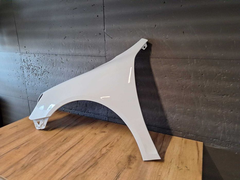 Aripa Fata Stanga Skoda Octavia 2 II An 2008-2013 (LB9A (Alb))