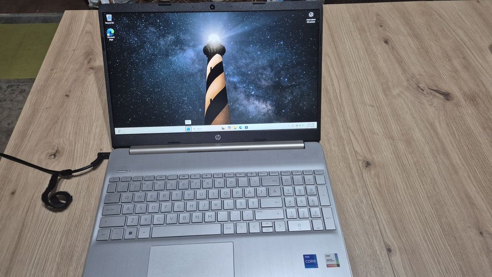 Laptop Hp 15 s procesor Intel Core