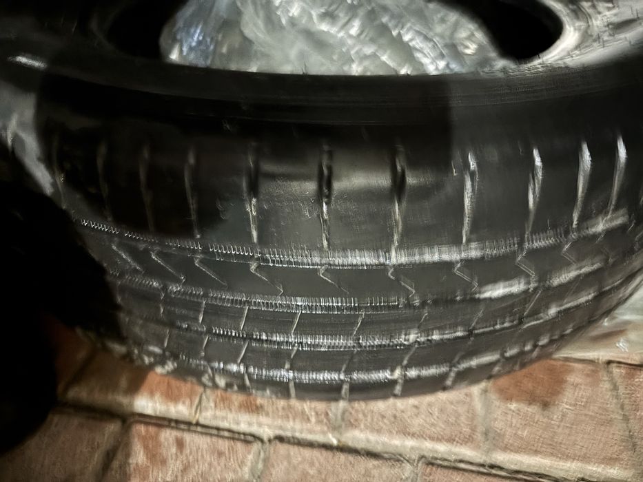 Продавам 4 броя гуми Hankok 215/65/17