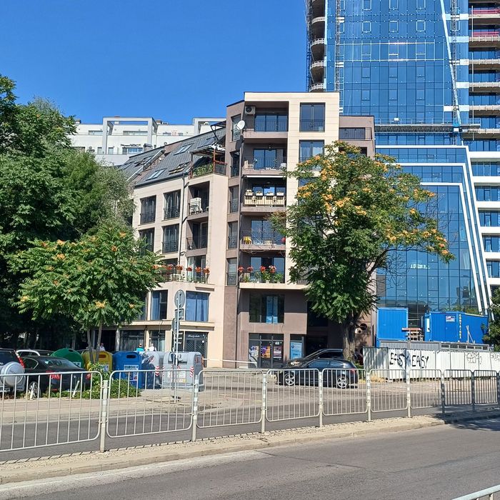 Три стаен апартамент