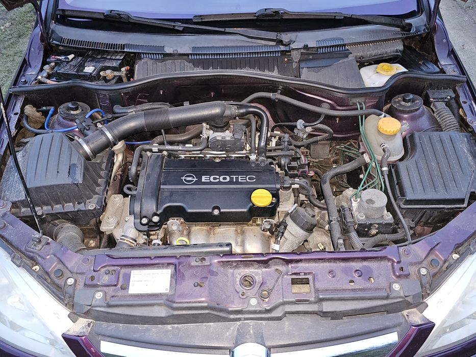 Vând Opel corsa c 1.2 benzina detalii despre mașina la telefon