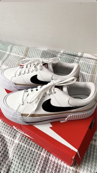 Nike, оригинал, новые, 38 размер