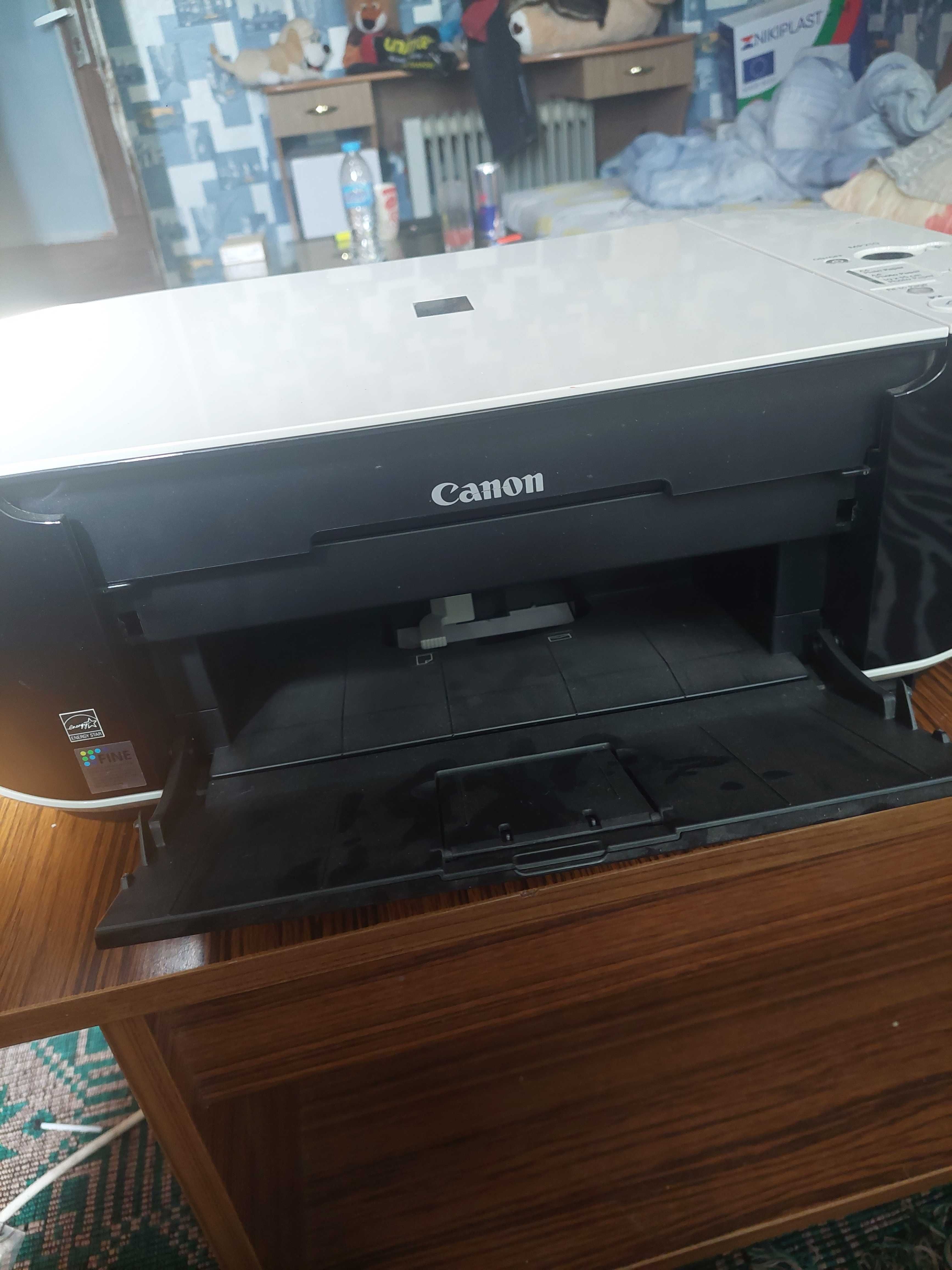 Принтер    Canon