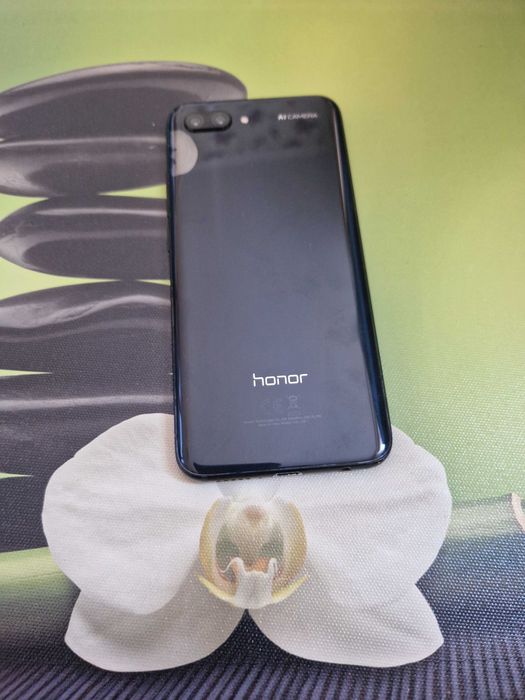 Honor 10 ( AI Camera )