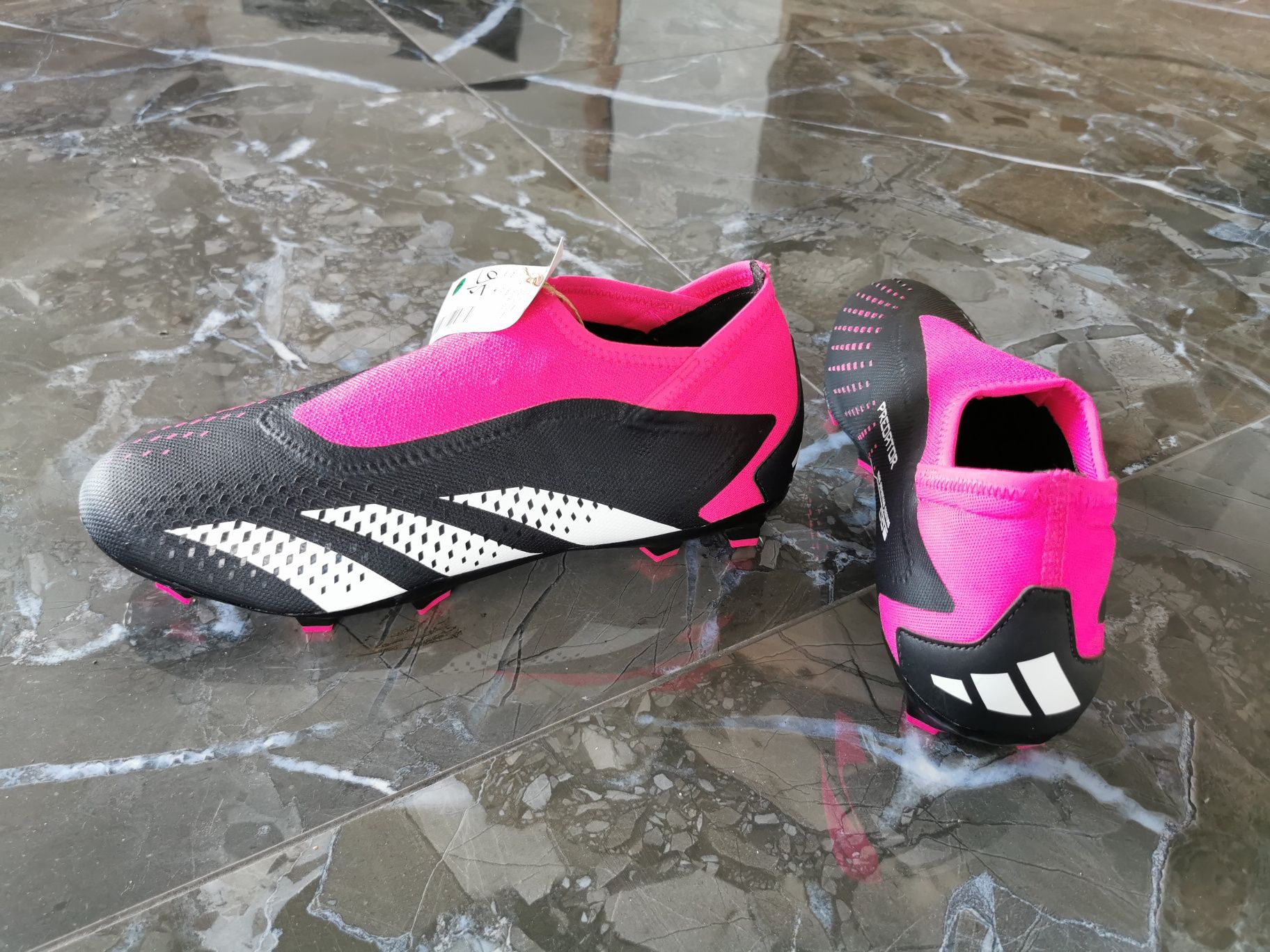 Adidas predator 44 noi