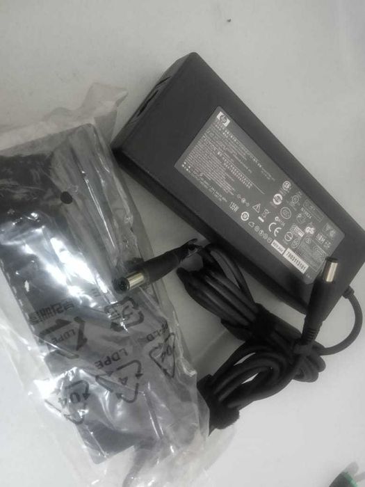 блок питания НР зарядка 135w HP