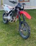Vând Husqvarna 125 cc,4t