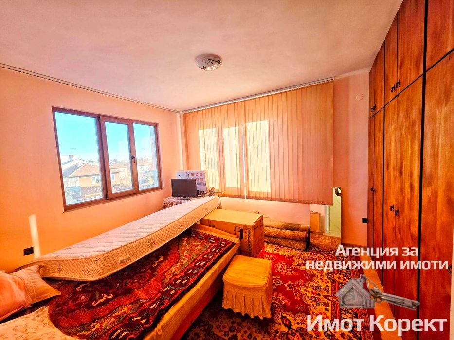 Продава се Четиристаен апартамент в Асеновград - 120 кв.м за 1135 €/кв.м - Снимка #8