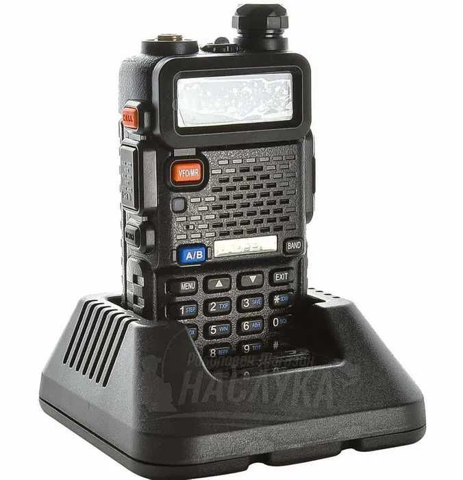 Чисто нова Двубандова радиостанция BAOFENG UV-5R DTMF, CTCSS