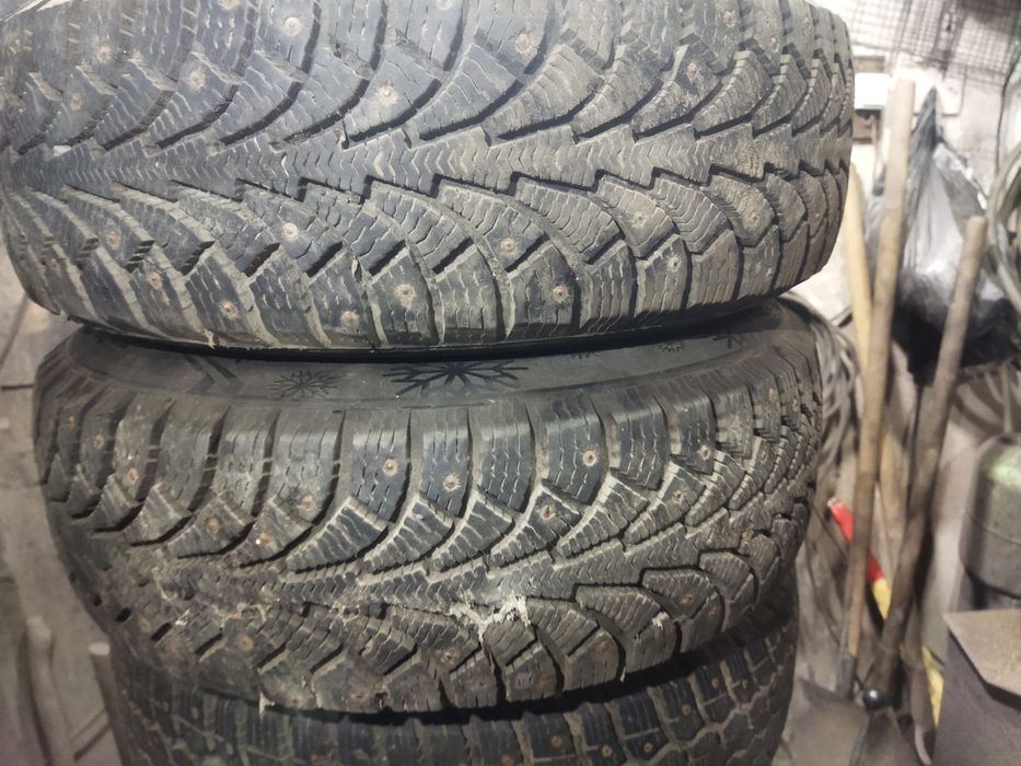 Пара кама зимние 195/65/15 шипы