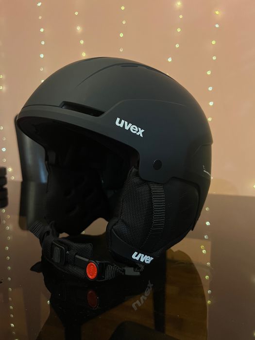 Uvex каска за ски