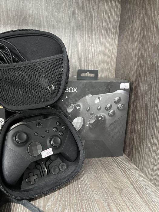 Xbox Elite Controller Series 2 в идеальном состоянии
