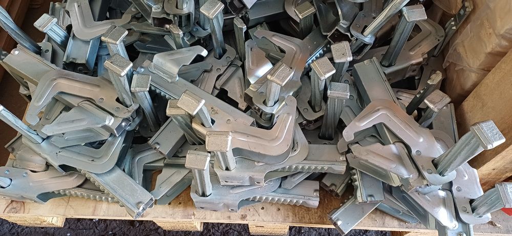 Универсальный замок, Клиновой замок