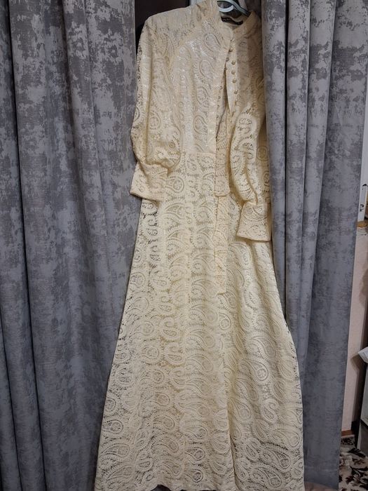 Kiyimla tufli sotiladi yana bor