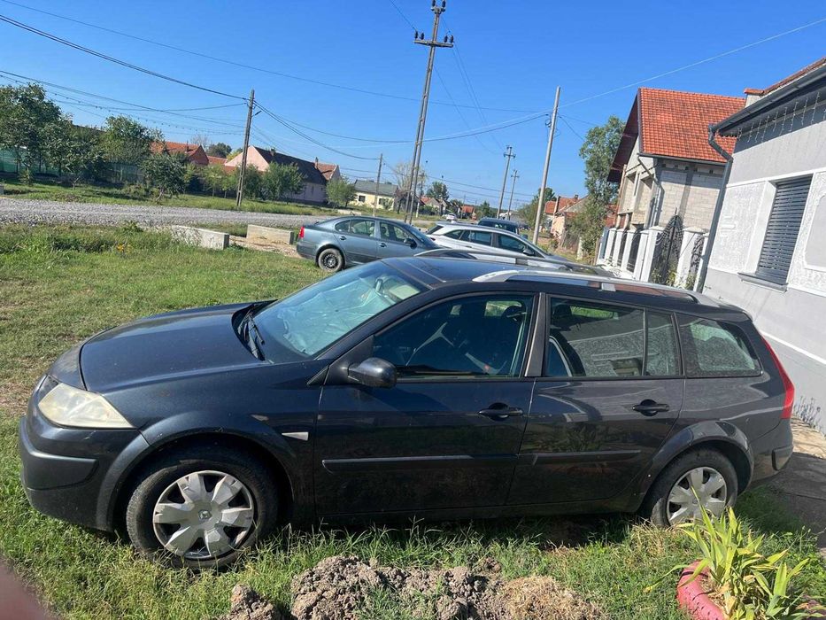 Renault 2,acte în regulă.