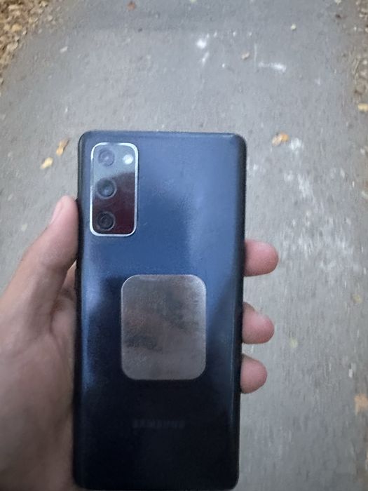 Samaung s 20 fe