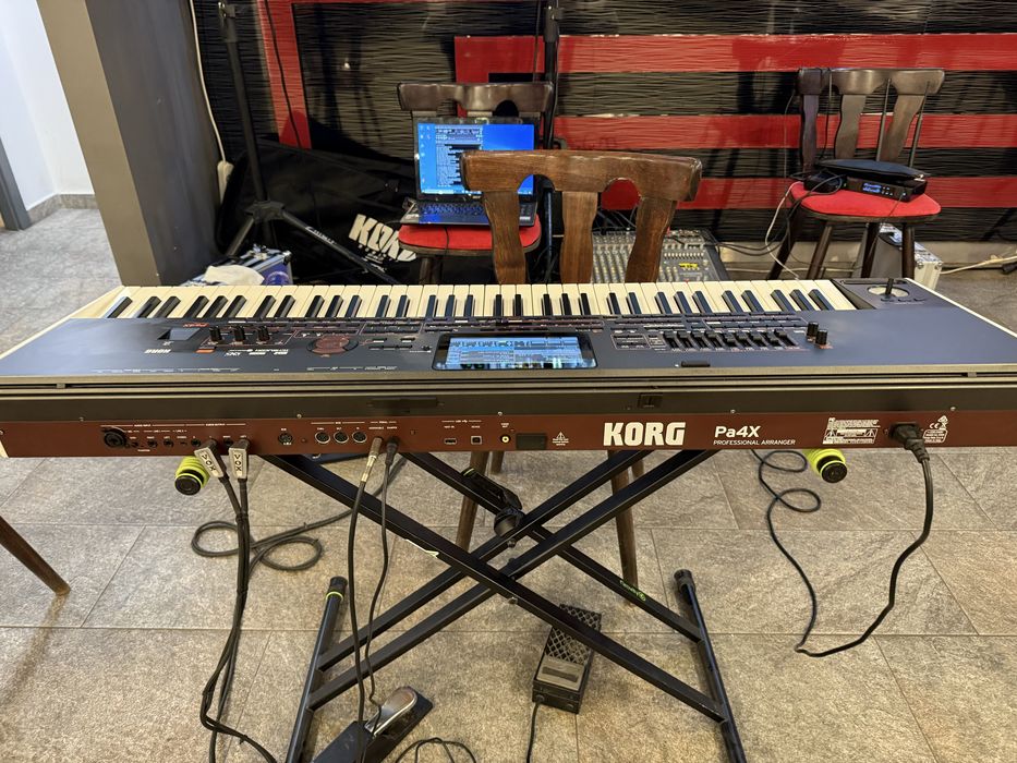 Korg Pa4X Oriental 76key