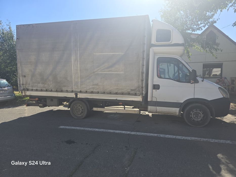 Trasport marfă și mutari