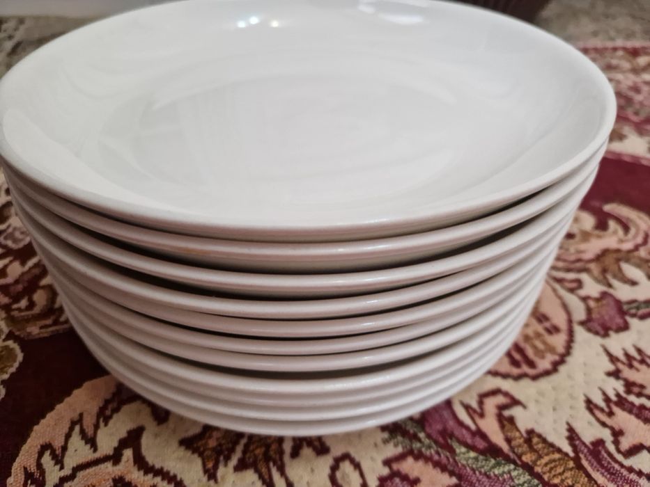 Тарелке.  тарелки