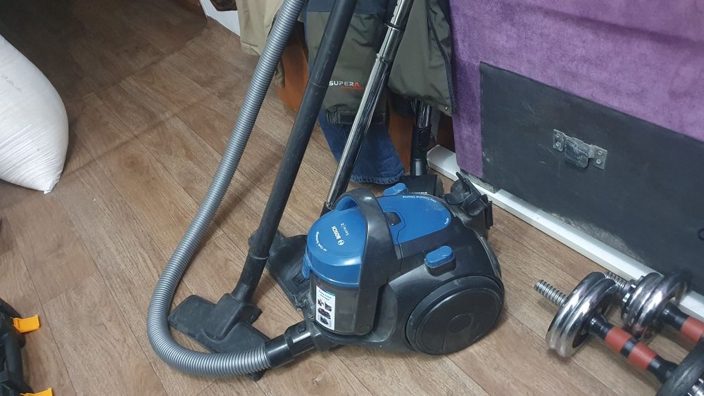 Продаю   пылесос Bosch