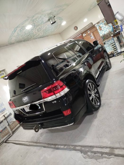 Продается Toyota land cruiser 200