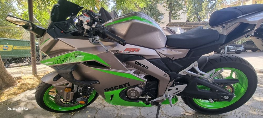 Ducati 2025 года , инжектор водяное охлаждение.