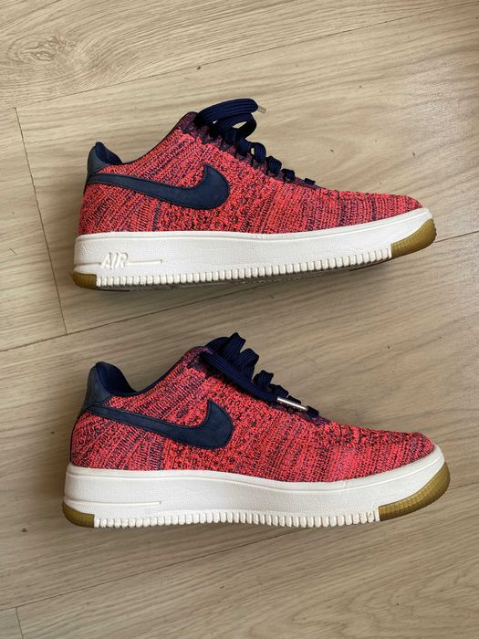 Adidasi / low sneakers Nike Air Force 1 Flyknit / Marimea 38