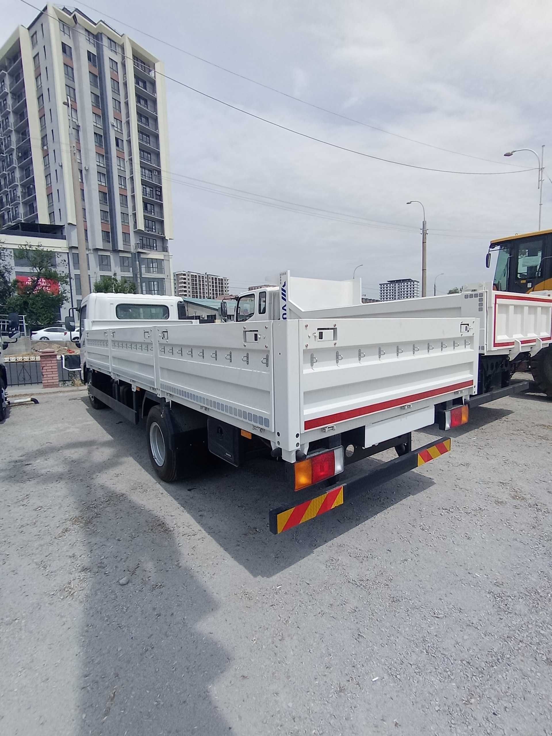 Бортовая платформа (Бортовой фургон) HYUNDAI EX8