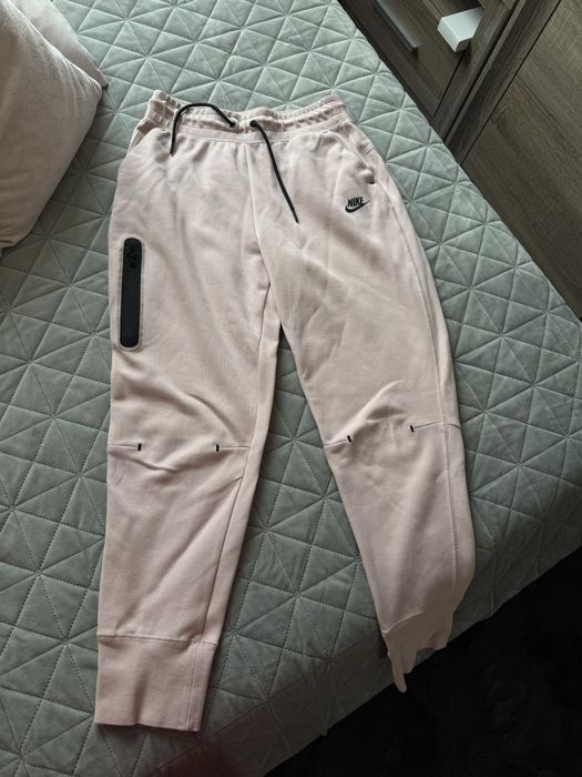Nike tech fleece