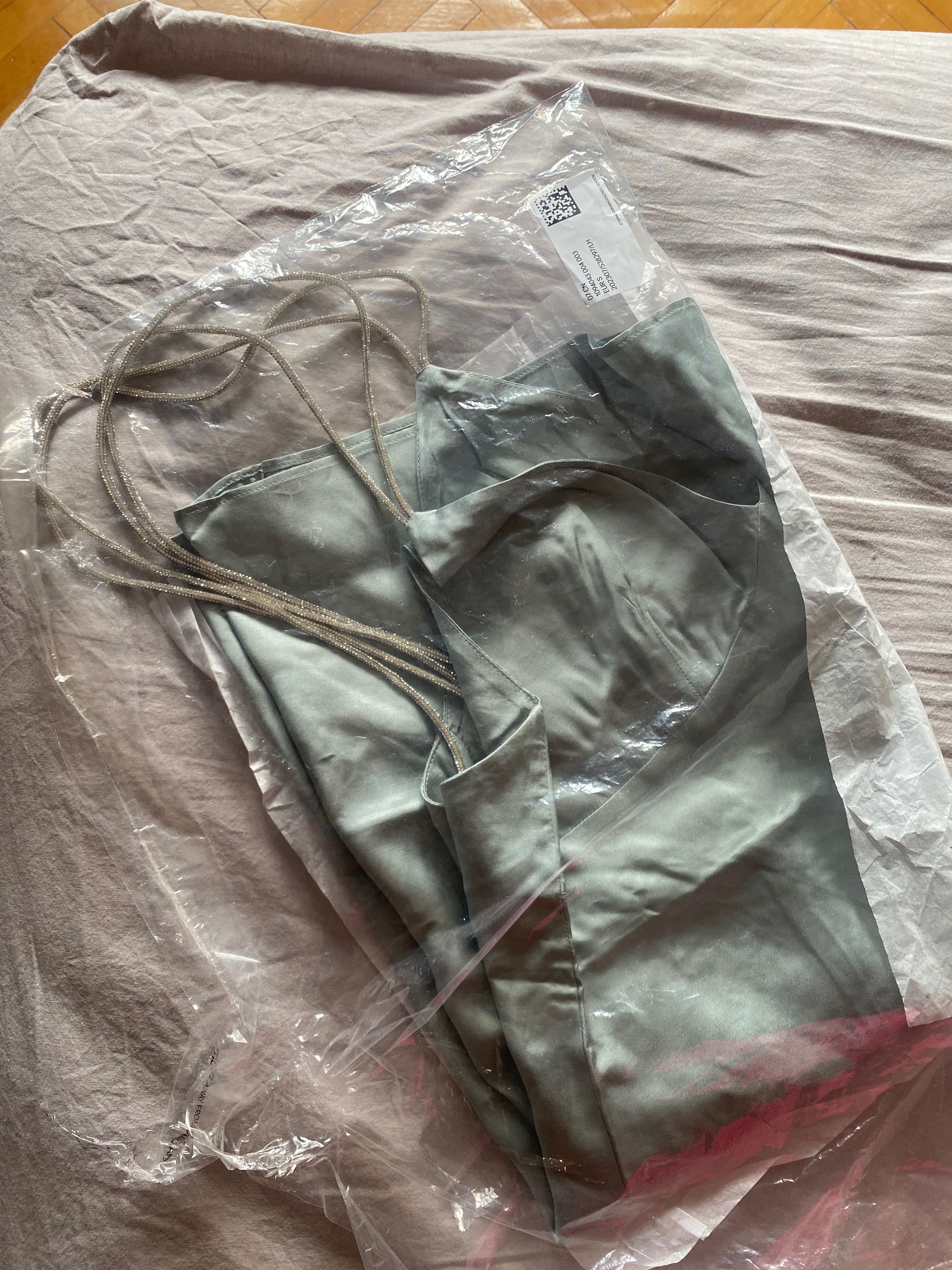 Сатенена рокличка H&M , размер S , с етикет