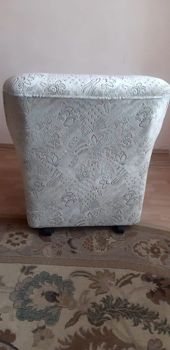 Canapea extensibilă cu 2 fotolii