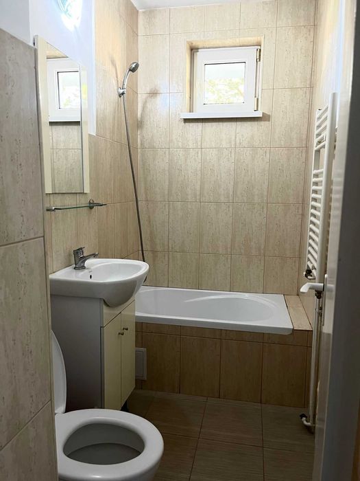 Apartament ingrijit cu Brazi la balcon
