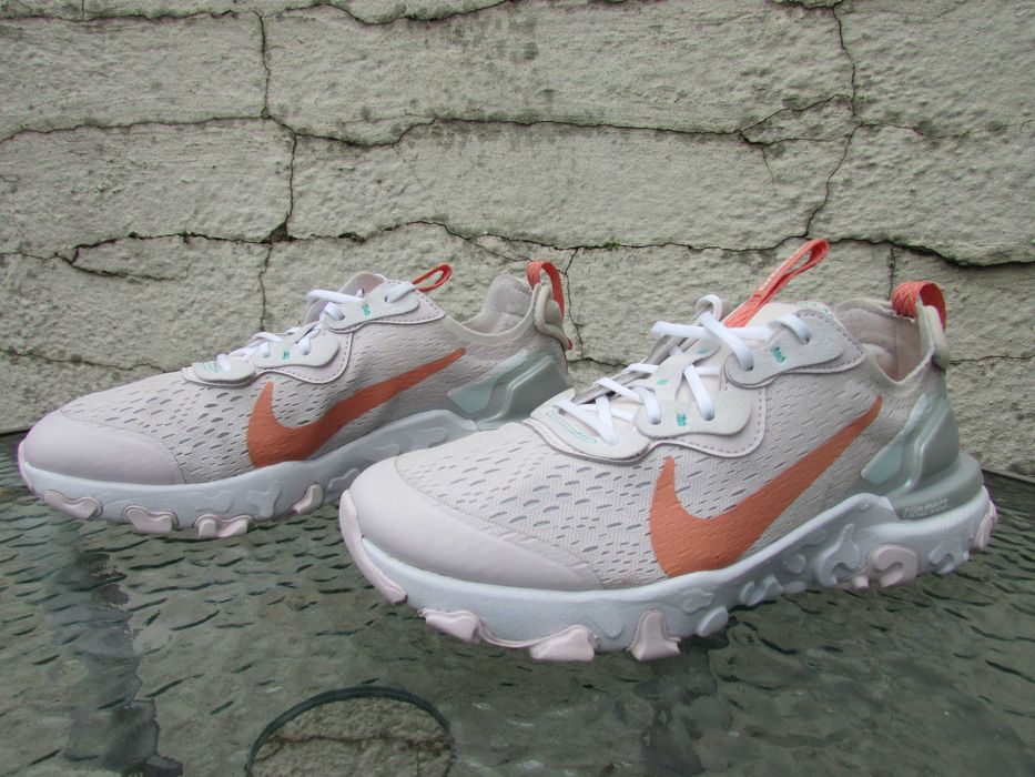 Дамски маратонки Nike React Vision