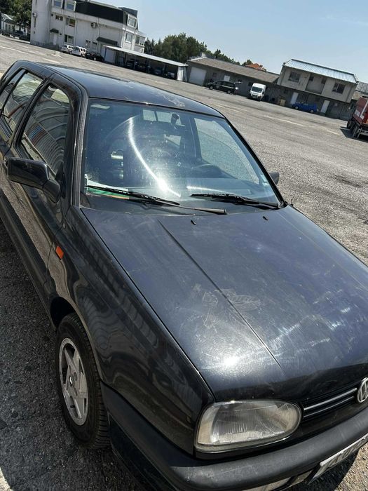 VW Golf GL в изправно техническо състояние и перфектен документално