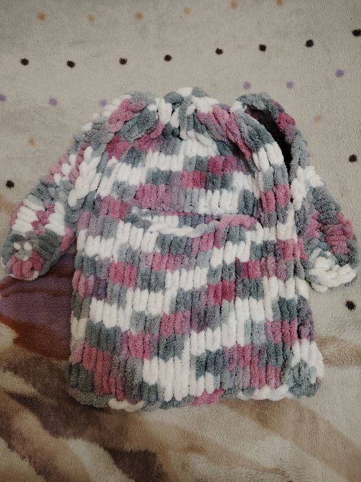 Зимние шапки в хорошем состоянии